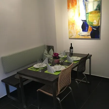 Hannes Und Stefanie Fleischer Apartment *
